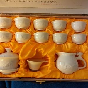 Chinese Songfeng Porcelain Tea Set